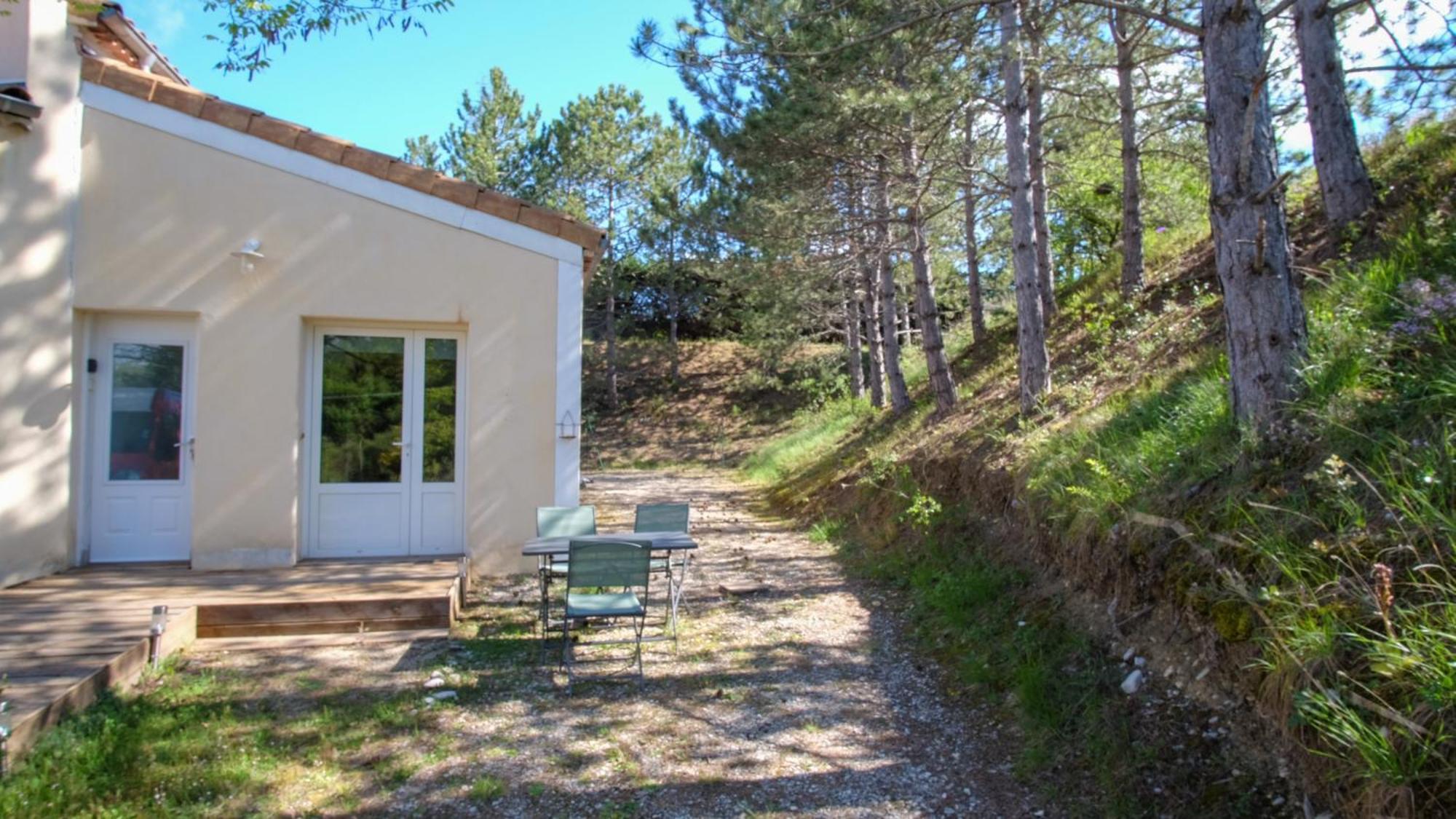 Gite Lechappee Bleue Dromoise - La Chambre Aouste-sur-Sye Exterior foto